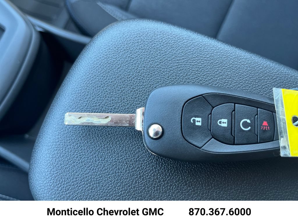 New 2026 Chevrolet Trax LS w/ LS Convenience Package FWD image 23
