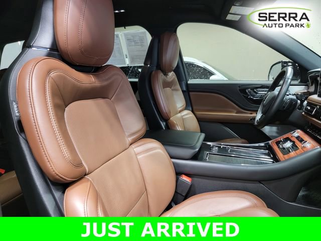 Used 2024 Lincoln Aviator Reserve w/ Equipment Group 201A image 15