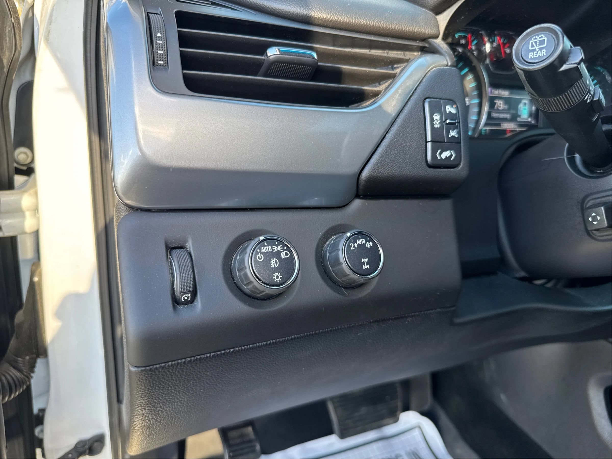 Used 2017 Chevrolet Tahoe LT AWD/4WD image 22