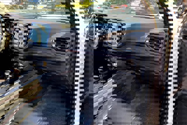 Used 2021 Dodge Durango R/T w/ Blacktop Package image 16