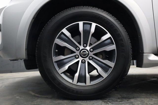 Used 2020 Nissan Armada Platinum w/ Captain's Chairs Package image 8