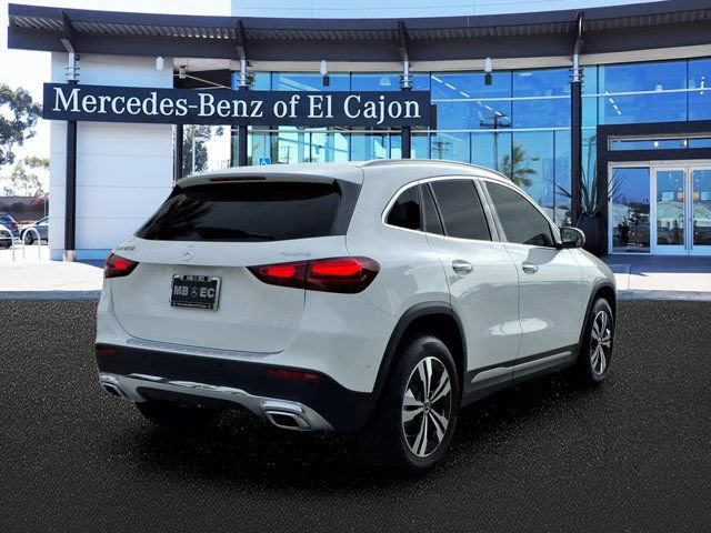 New 2026 Mercedes-Benz GLA 250 4MATIC image 3