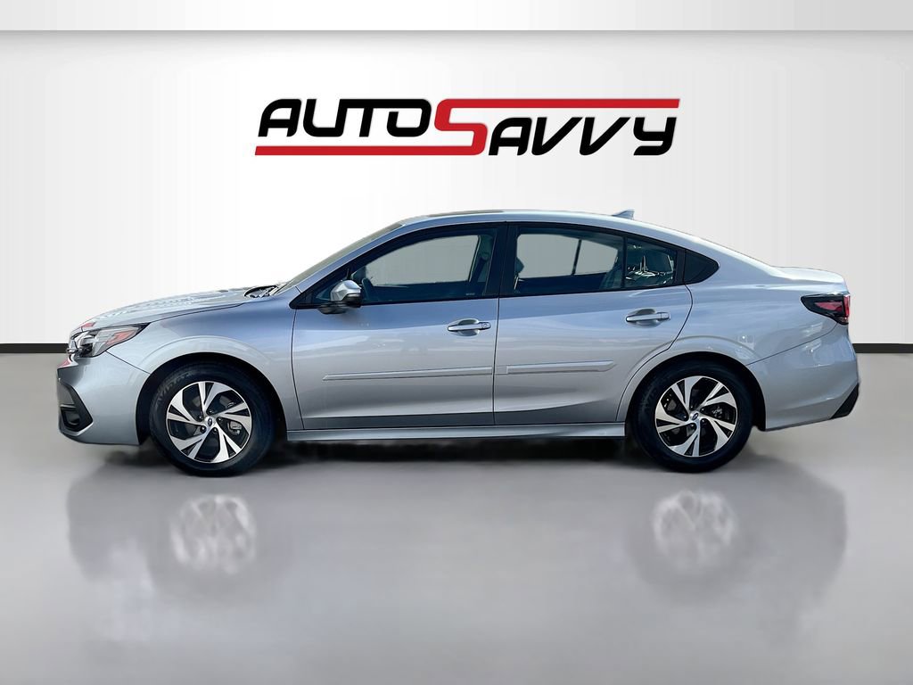 Used 2023 Subaru Legacy Premium image 4