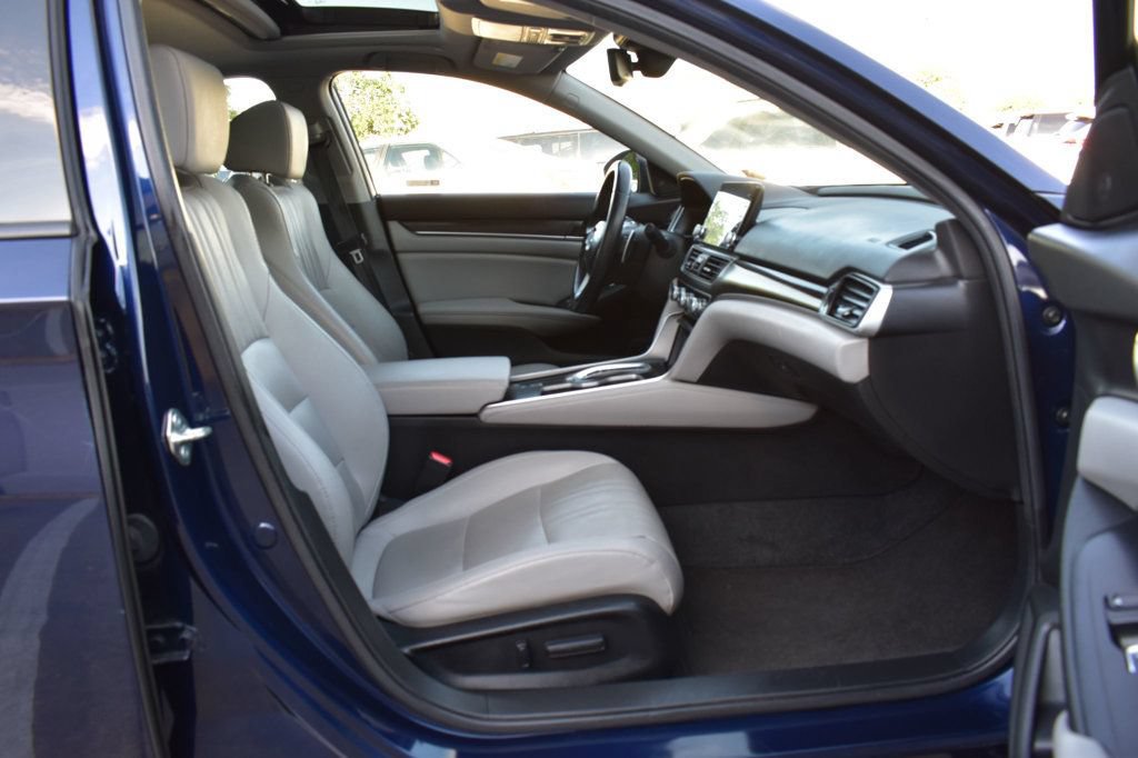 Used 2019 Honda Accord Touring image 18