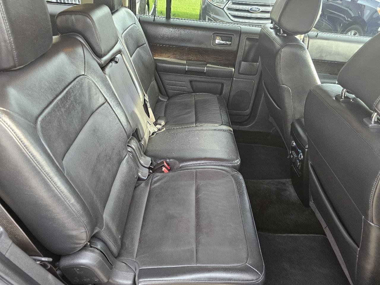 Used 2015 Ford Flex Limited FWD image 17