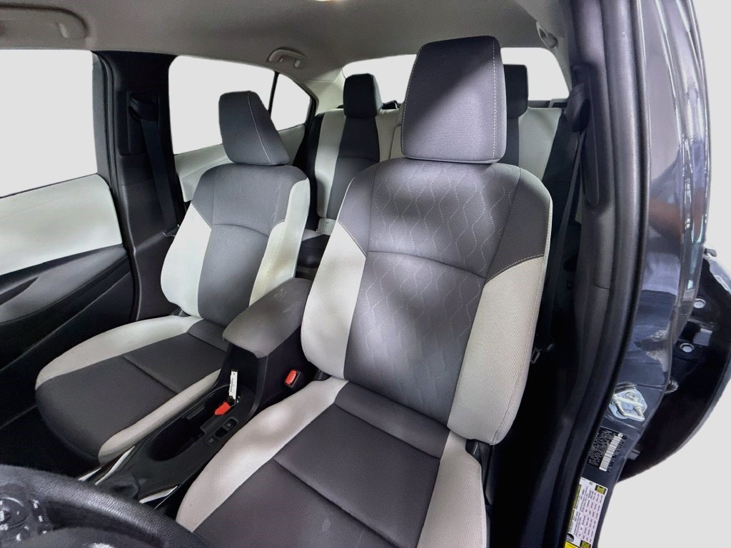 Used 2025 Toyota Corolla LE FWD image 20