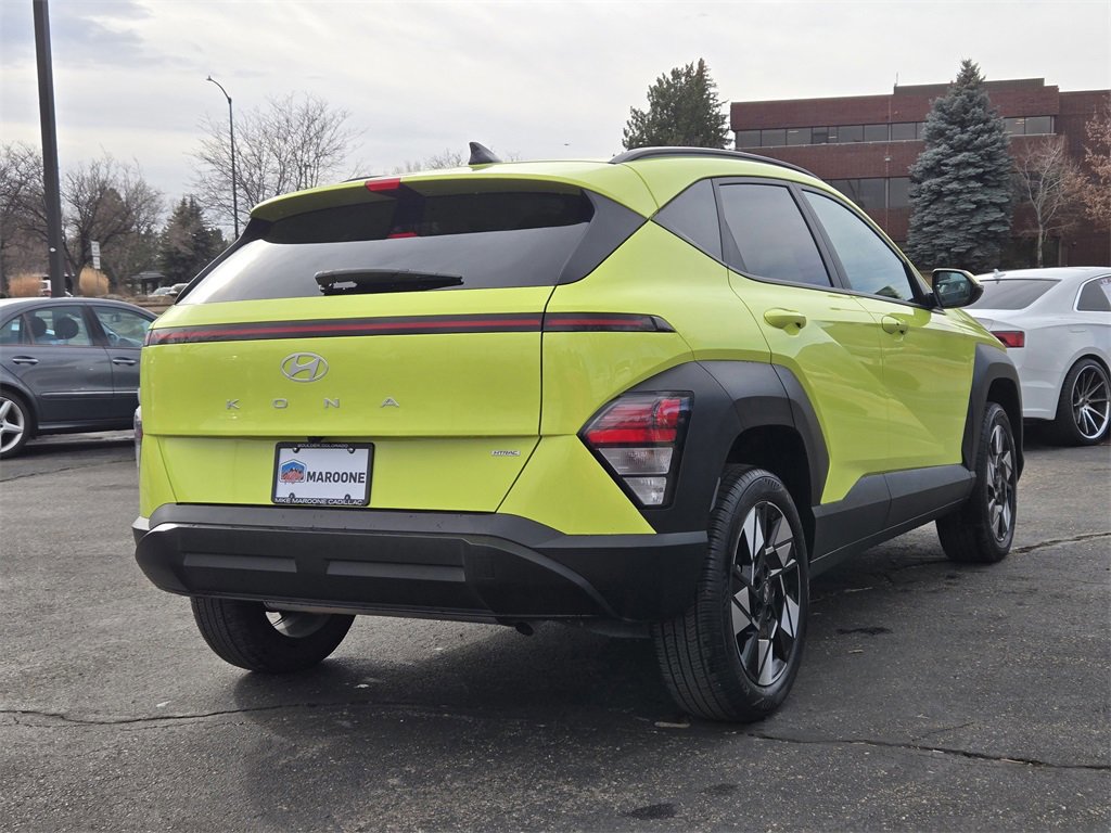 Used 2025 Hyundai Kona SEL image 3