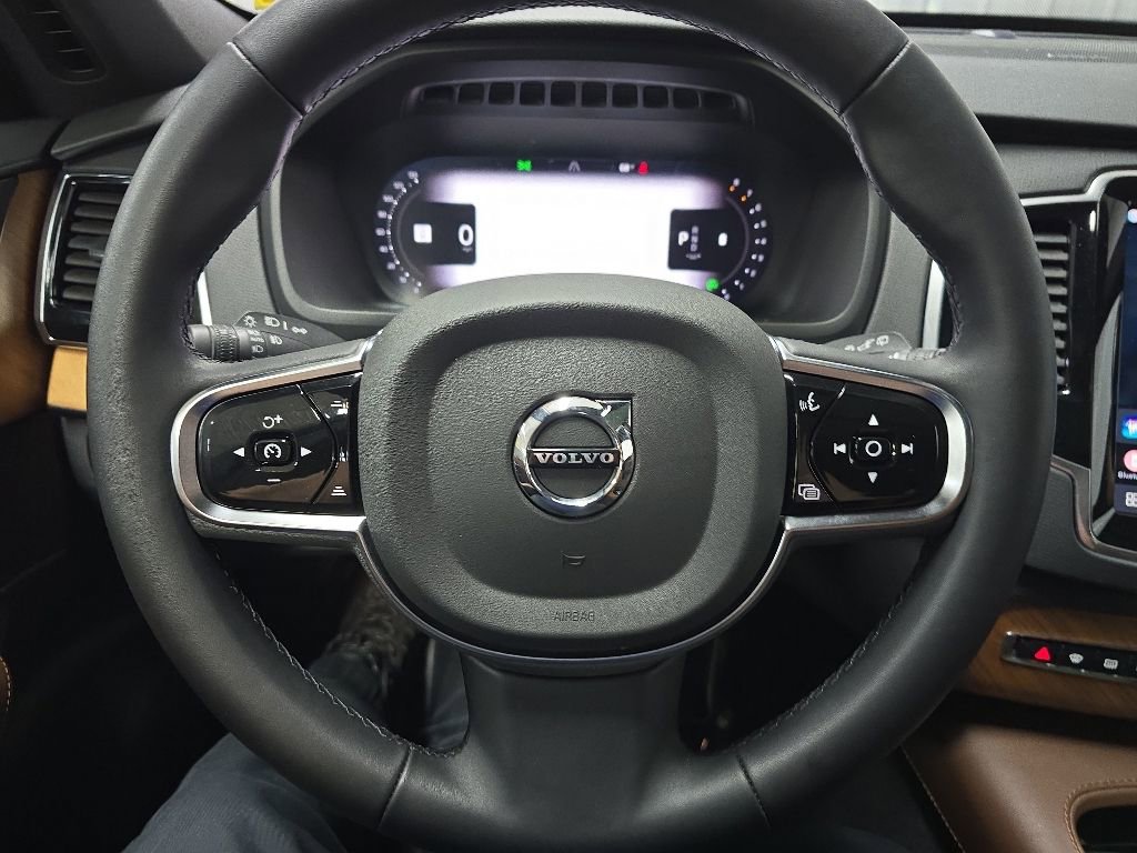 Used 2024 Volvo XC90 B6 Plus w/ Protection Package AWD/4WD image 19