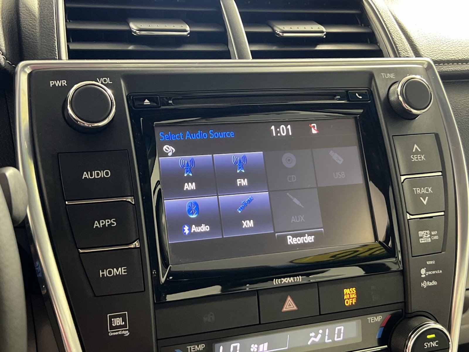 Used 2016 Toyota Camry XLE FWD image 16
