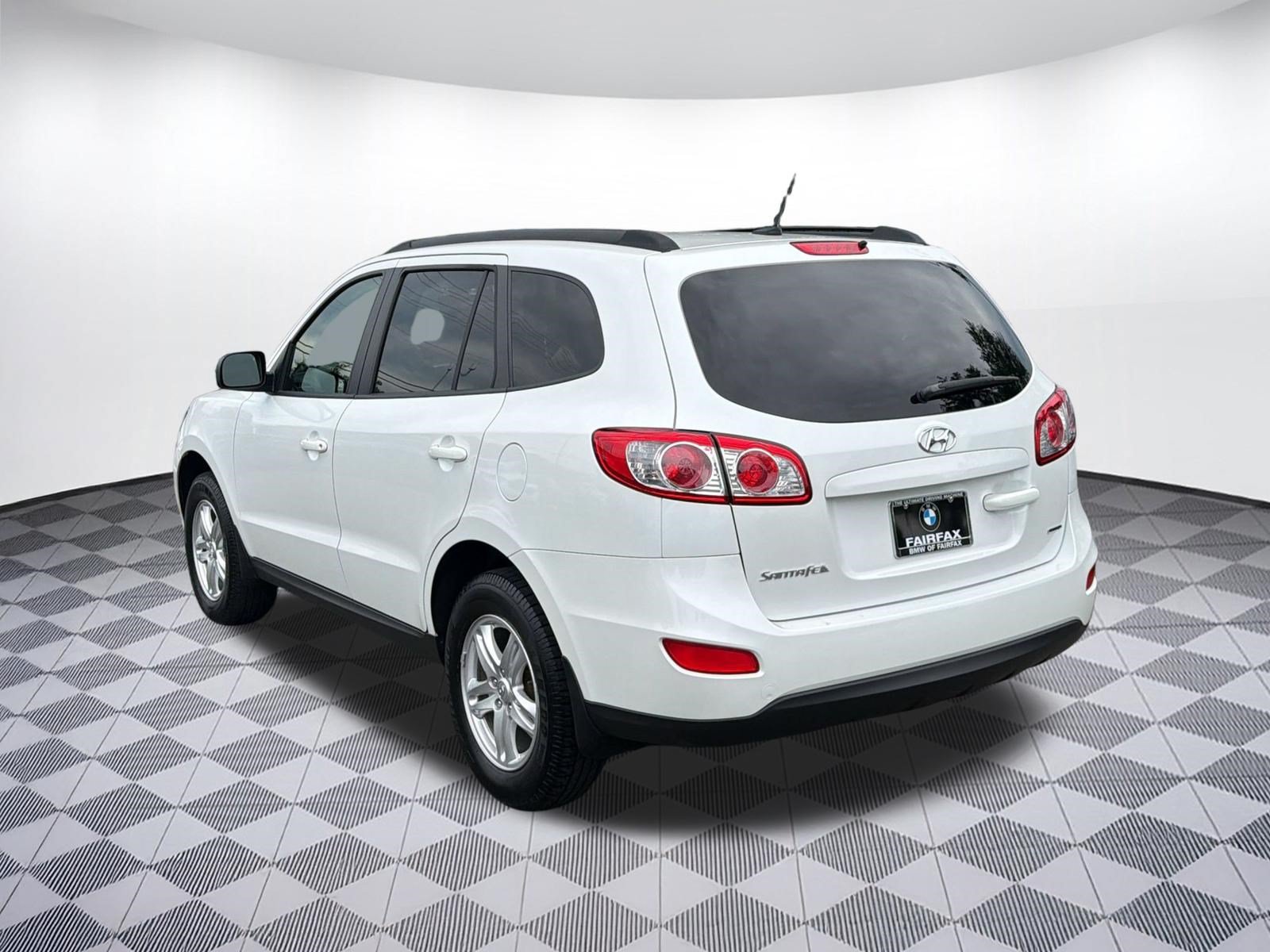 Used 2012 Hyundai Santa Fe GLS AWD/4WD image 3