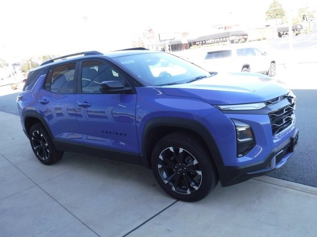 Used 2025 Chevrolet Equinox RS image 9