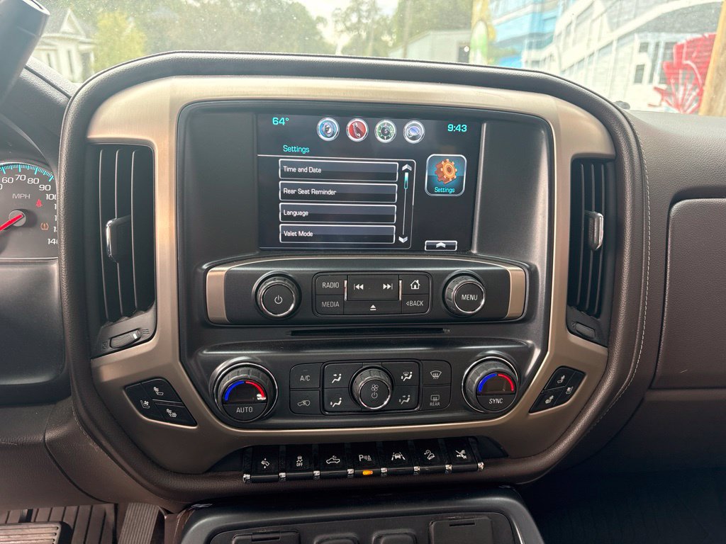 Used 2017 GMC Sierra 1500 Denali w/ Denali Ultimate Package AWD/4WD image 18