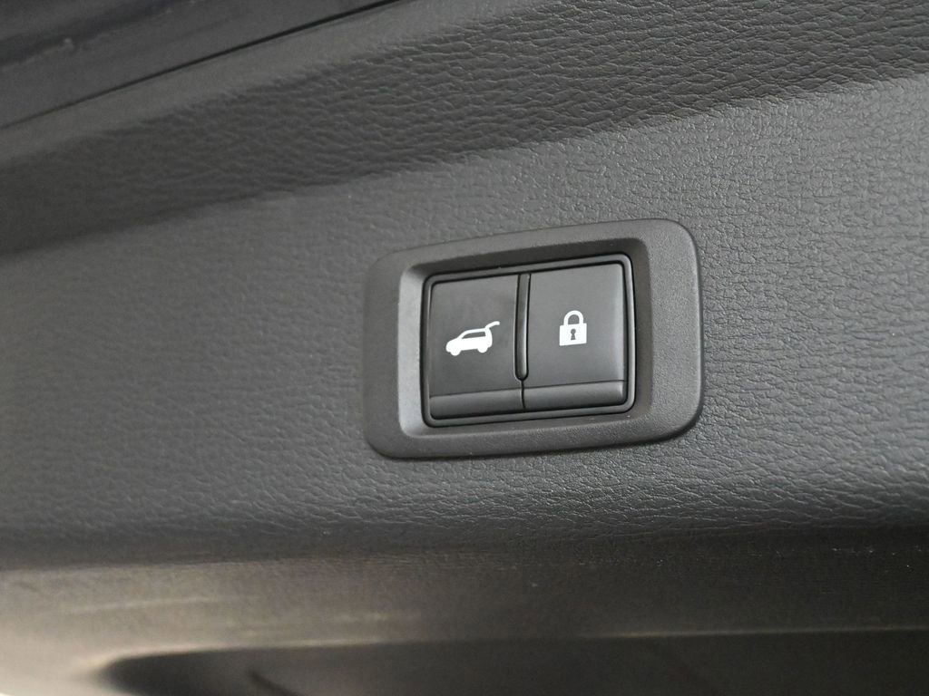 Used 2024 Mitsubishi Outlander AWD image 19