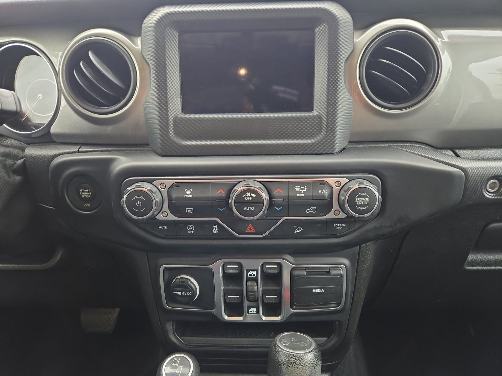 Used 2019 Jeep Wrangler Unlimited Sport S AWD/4WD image 14