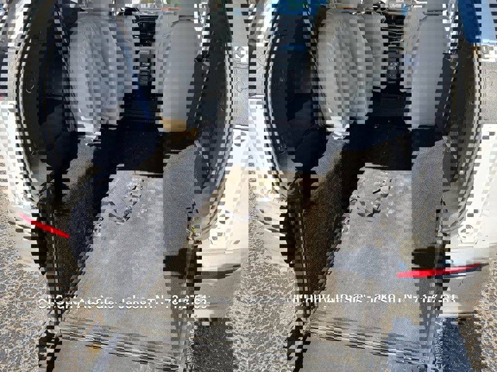 Used 2020 Buick Enclave Essence image 21