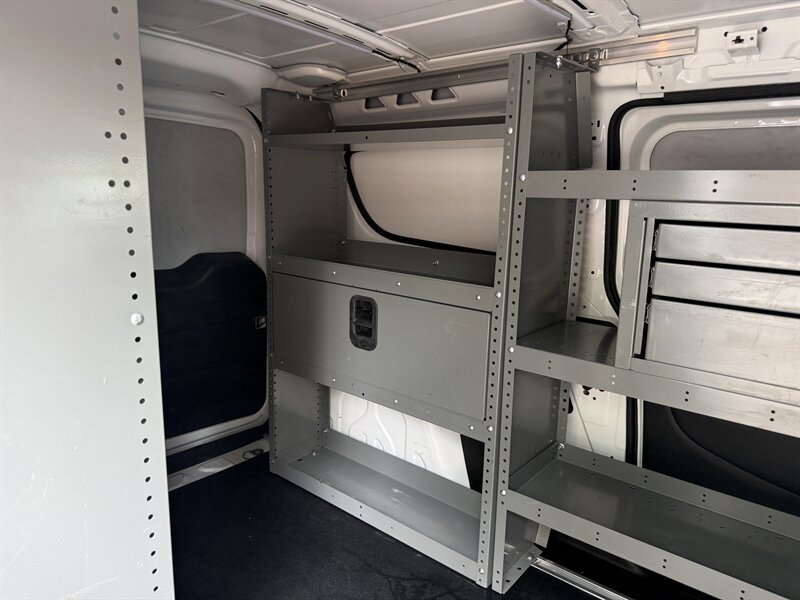 Used 2022 RAM ProMaster City Tradesman FWD image 10