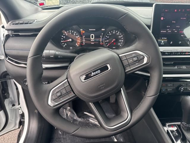 New 2026 Jeep Compass Latitude AWD/4WD image 21
