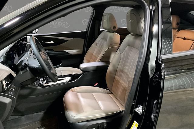 Certified 2025 Buick Envista Avenir FWD image 13