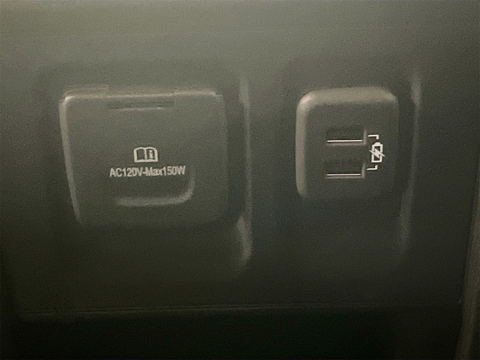 Used 2023 Chevrolet Traverse Premier w/ LPO, 'HIT The Road' Package image 27