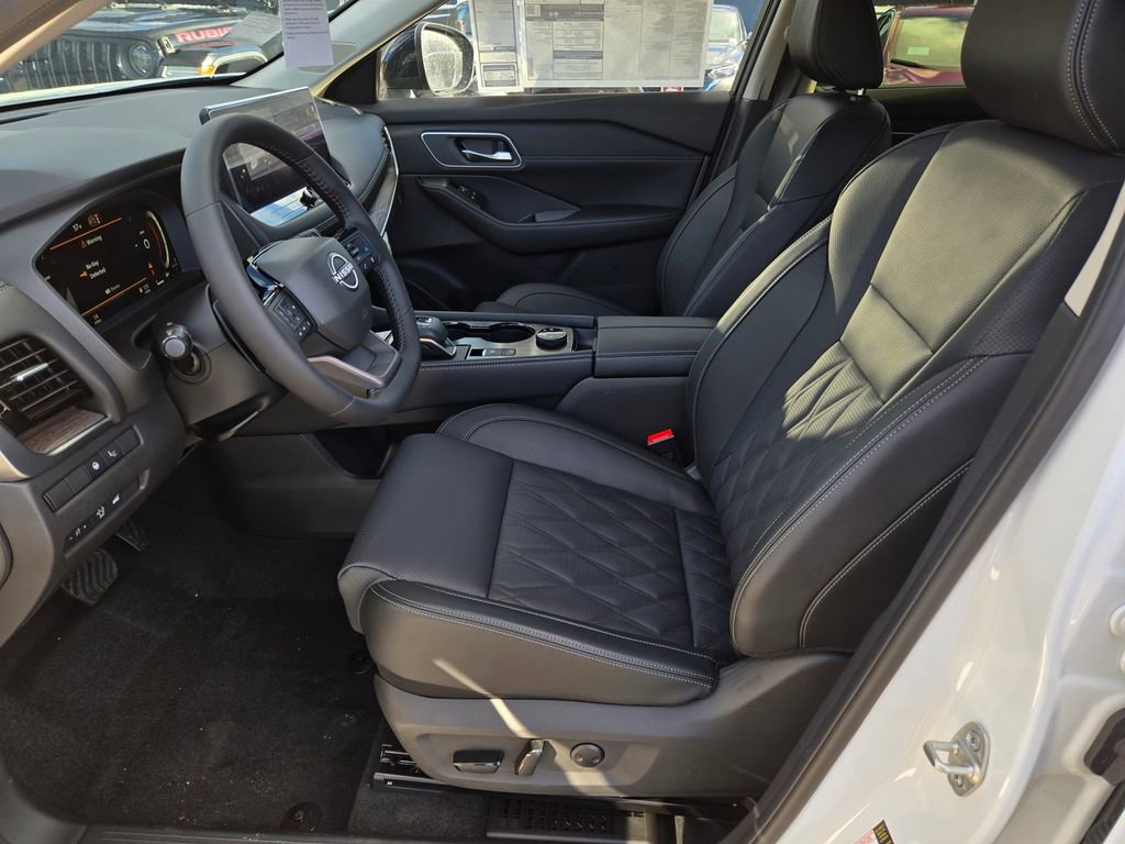 New 2026 Nissan Rogue Platinum w/ Platinum Premium Package image 6