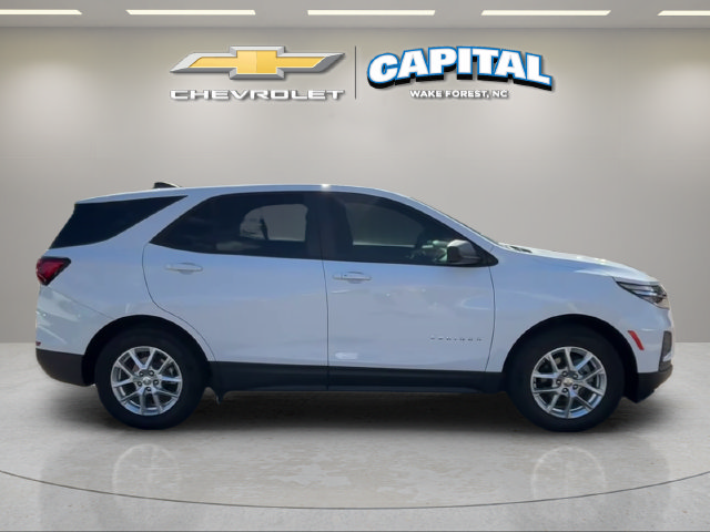 Used 2024 Chevrolet Equinox LS w/ Driver Confidence II Package FWD image 6