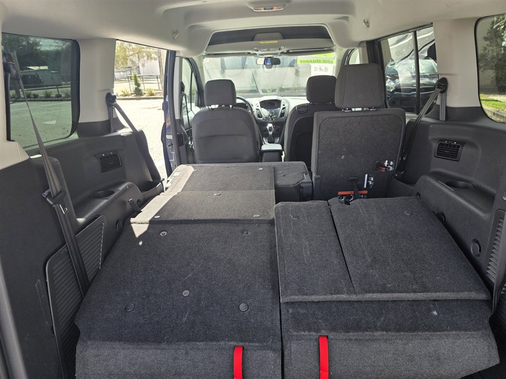 Used 2016 Ford Transit Connect XL image 6