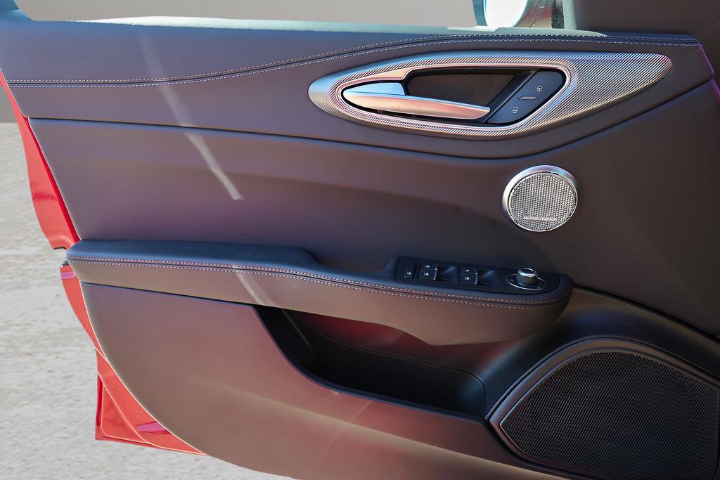 New 2025 Alfa Romeo Giulia RWD image 17