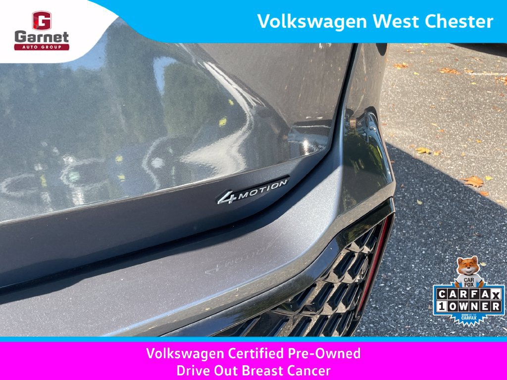 Certified 2025 Volkswagen Tiguan SE R-Line AWD/4WD image 39