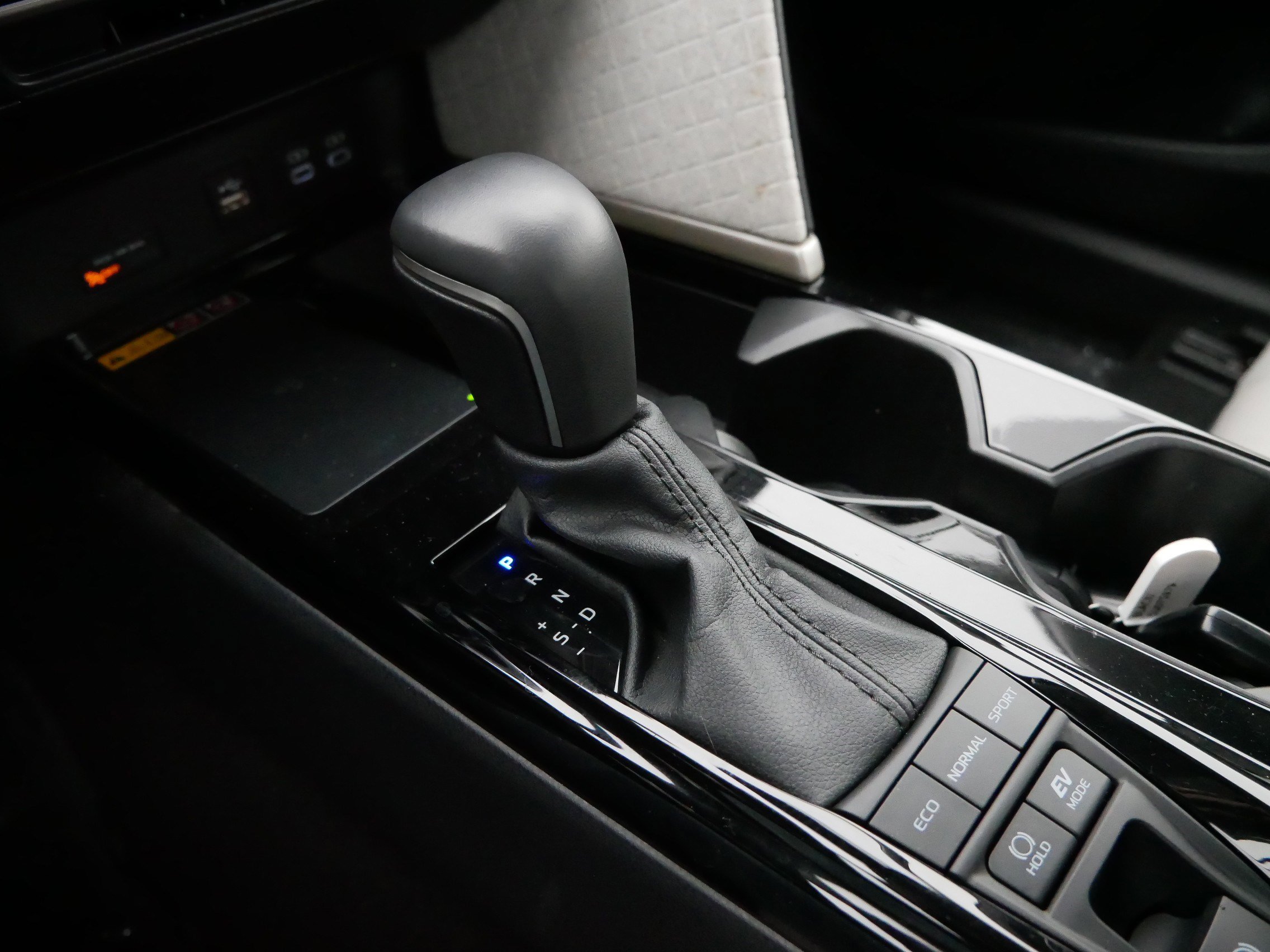 Used 2025 Toyota Camry XLE image 24