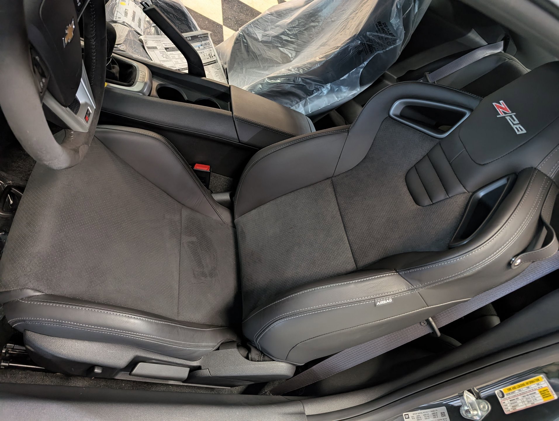 Used 2015 Chevrolet Camaro Z/28 RWD image 60
