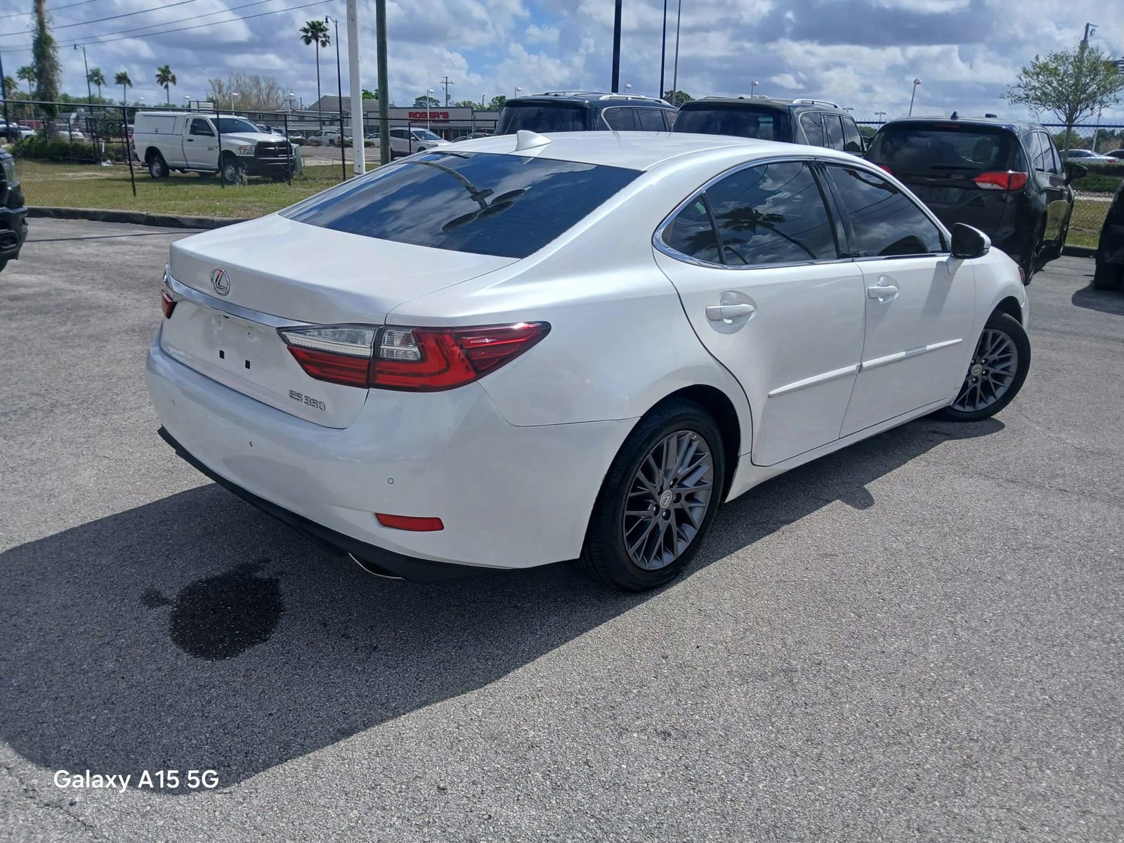 Used 2018 Lexus ES 350 w/ Premier Package FWD image 5