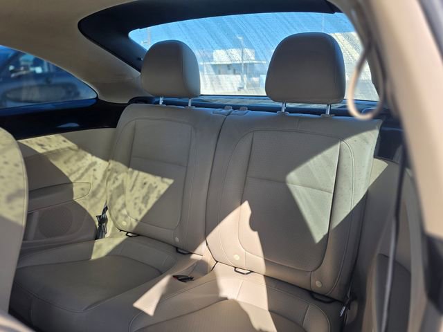 Used 2019 Volkswagen Beetle 2.0T SE image 13