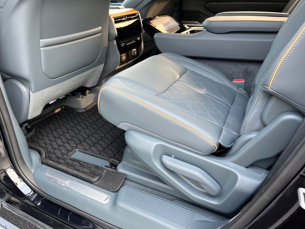 Used 2022 Jeep Grand Wagoneer Series III image 19
