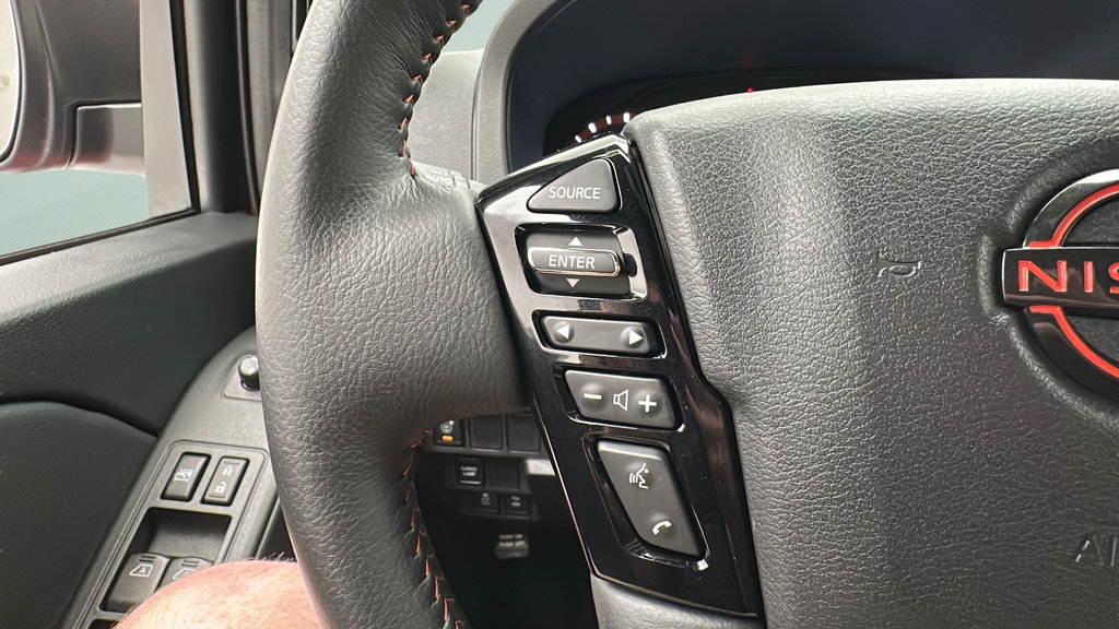 Used 2026 Nissan Frontier PRO-4X AWD/4WD image 17