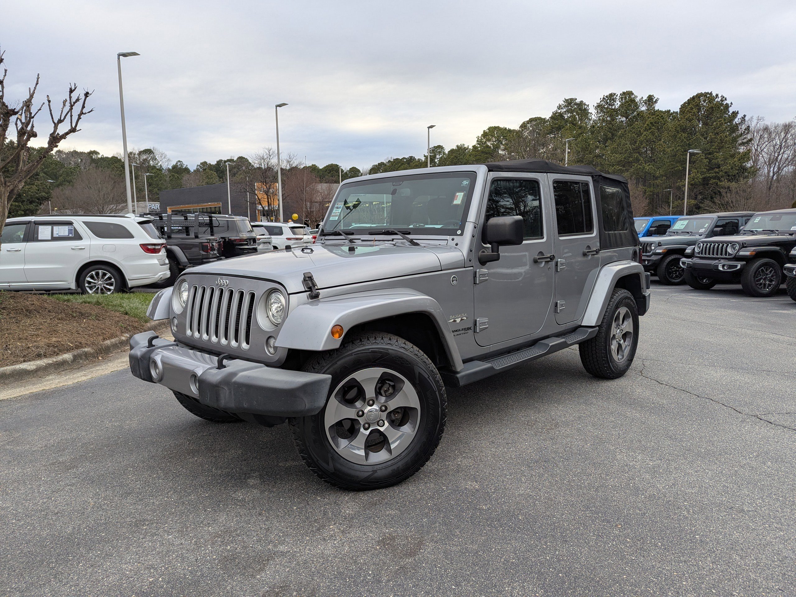 Used 2018 Jeep Wrangler Unlimited Sahara w/ Connectivity Group