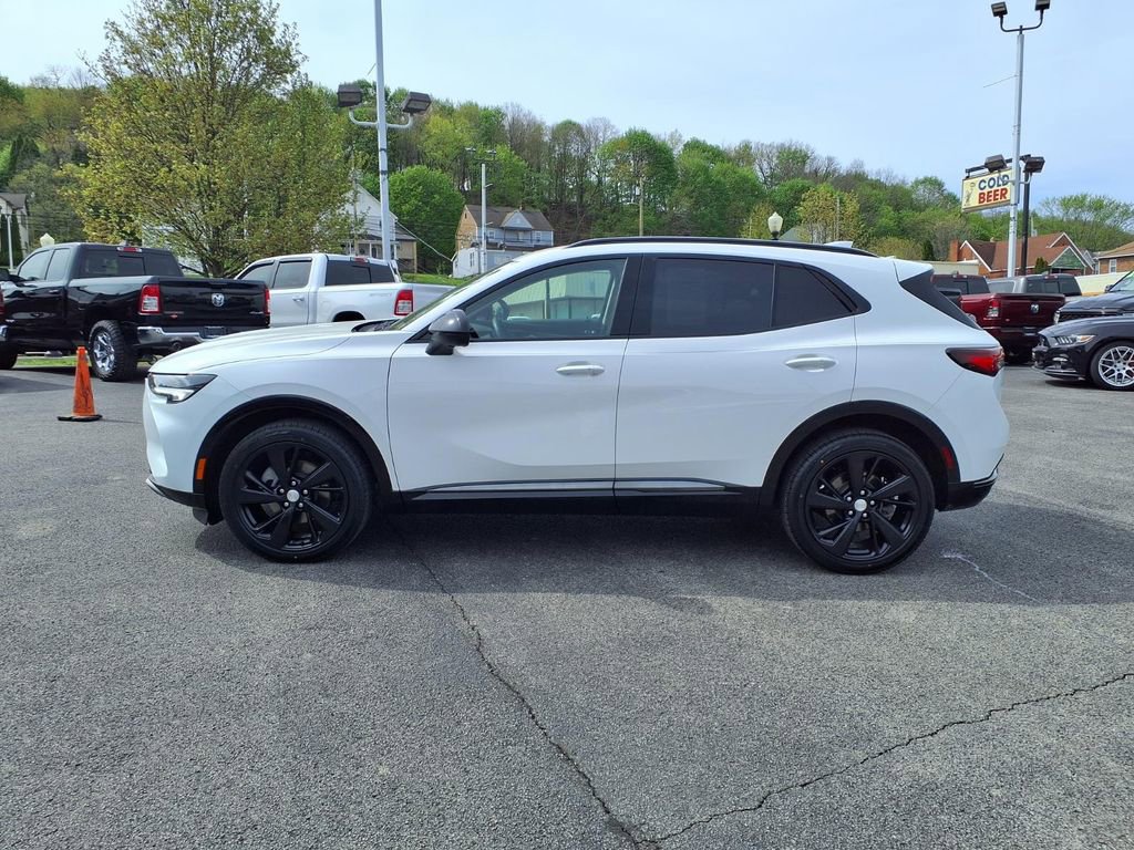 Used 2021 Buick Envision Essence w/ Technology Package I AWD/4WD image 4