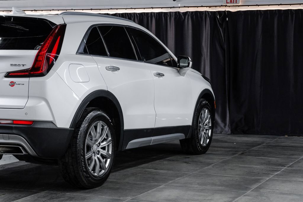 Used 2021 Cadillac XT4 Premium Luxury image 12