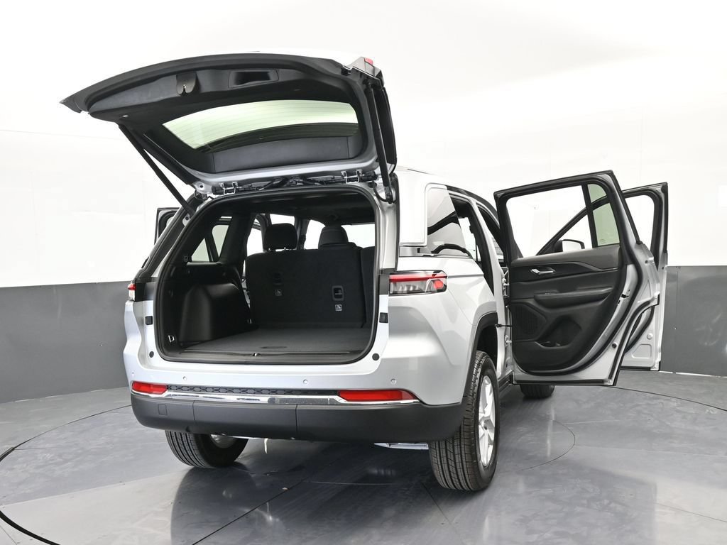New 2026 Jeep Grand Cherokee Laredo X RWD image 68