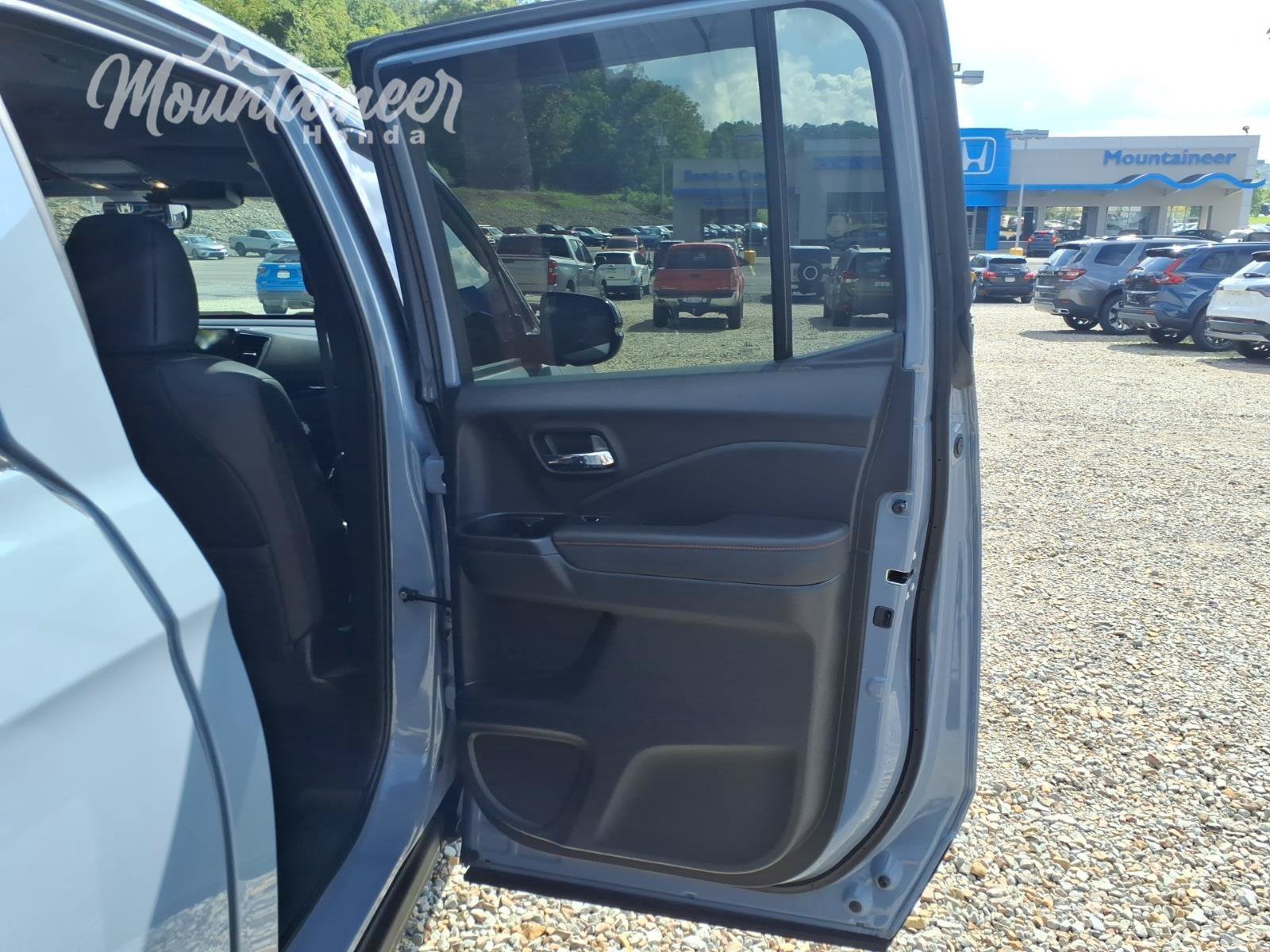 Certified 2024 Honda Ridgeline Black Edition image 20