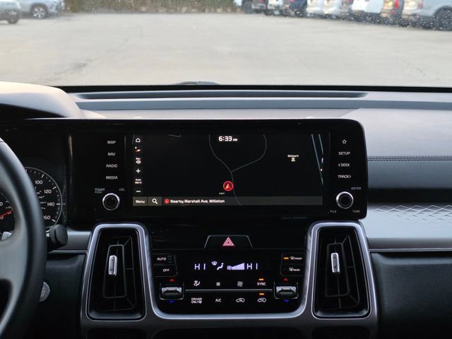 Certified 2023 Kia Sorento EX image 22