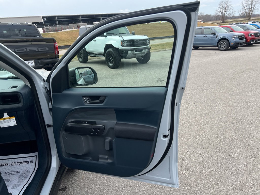 New 2025 Ford Maverick XL w/ Equipment Group 101A image 16