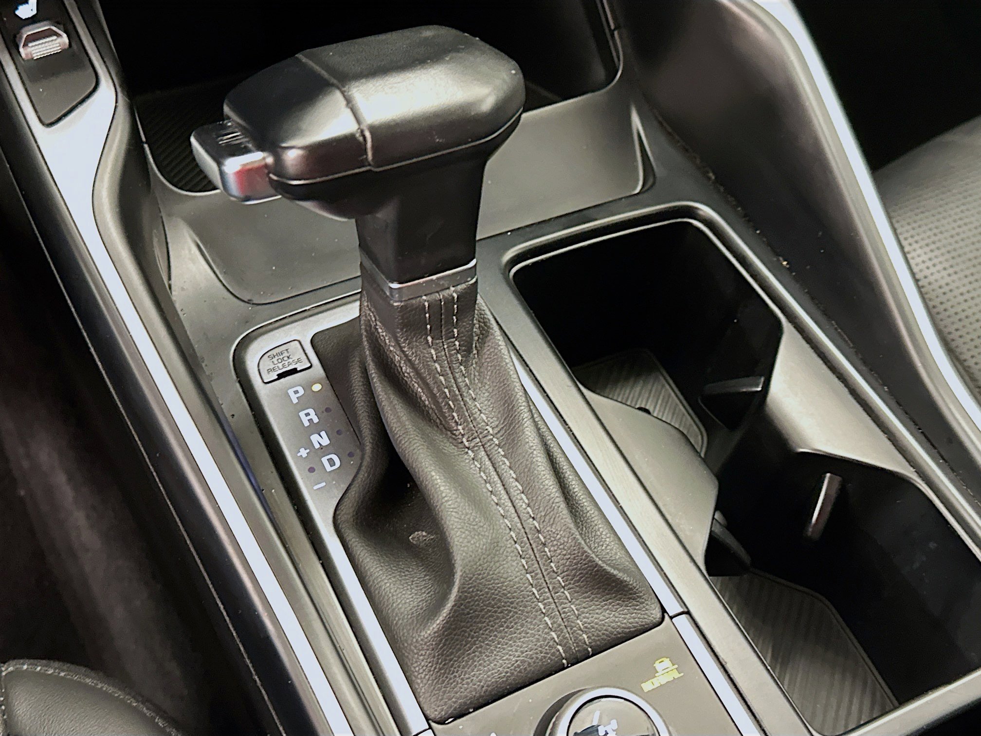 Used 2024 Kia Sorento S image 25