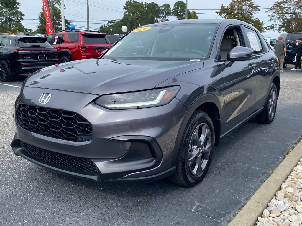 Used 2026 Honda HR-V LX image 2