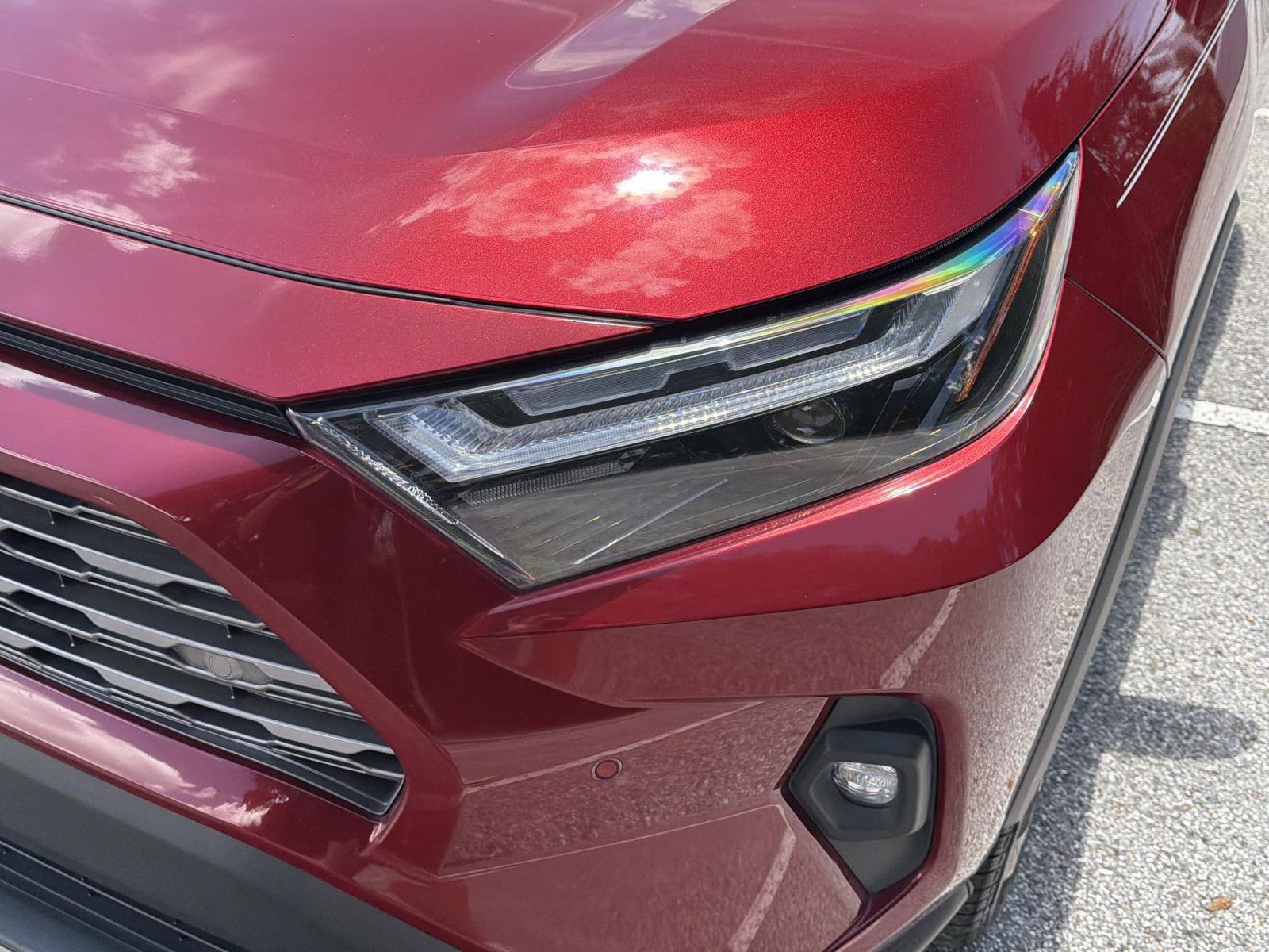 Used 2022 Toyota RAV4 Limited AWD/4WD image 10