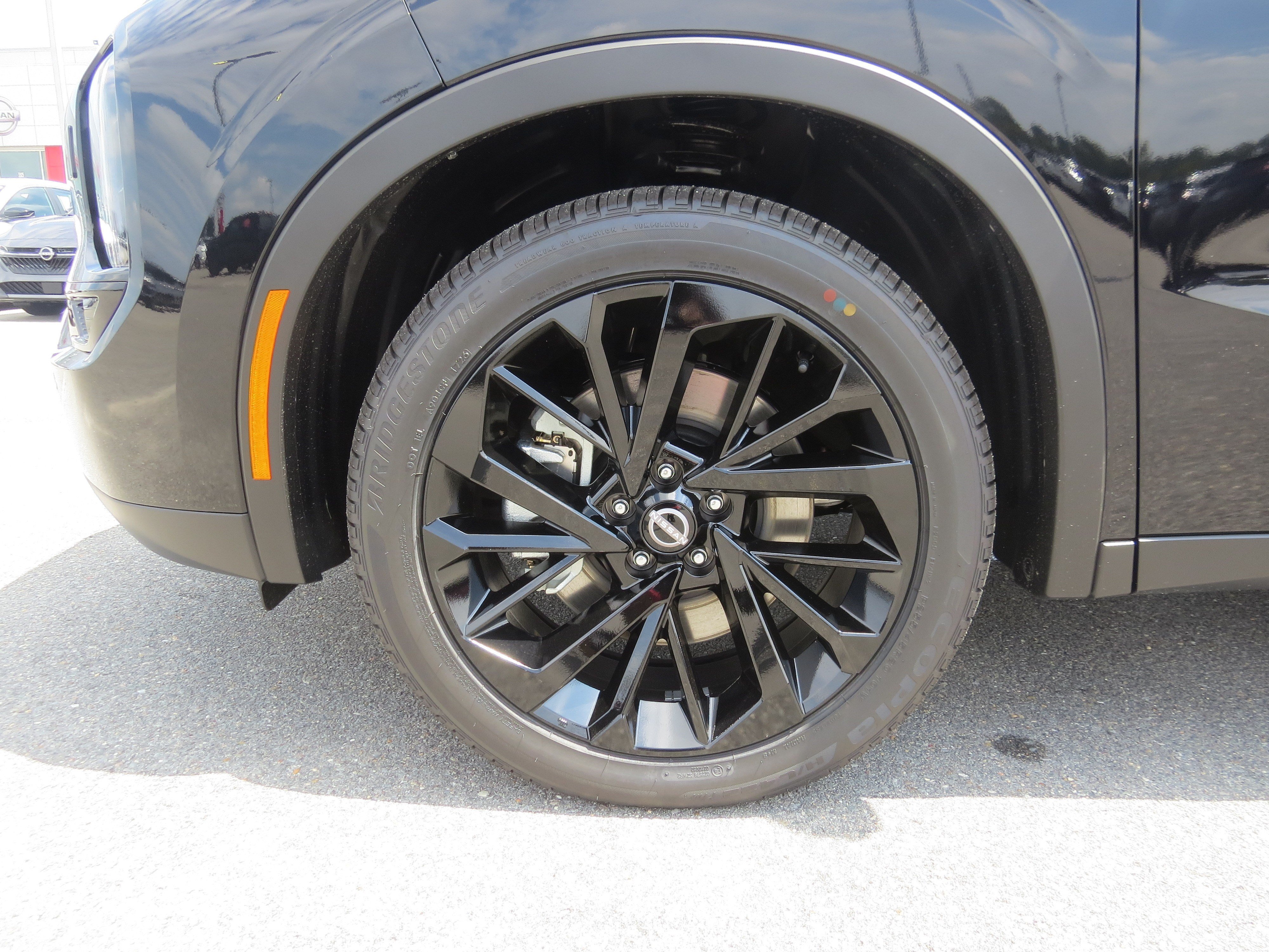 New 2026 Nissan Rogue SL AWD/4WD image 10
