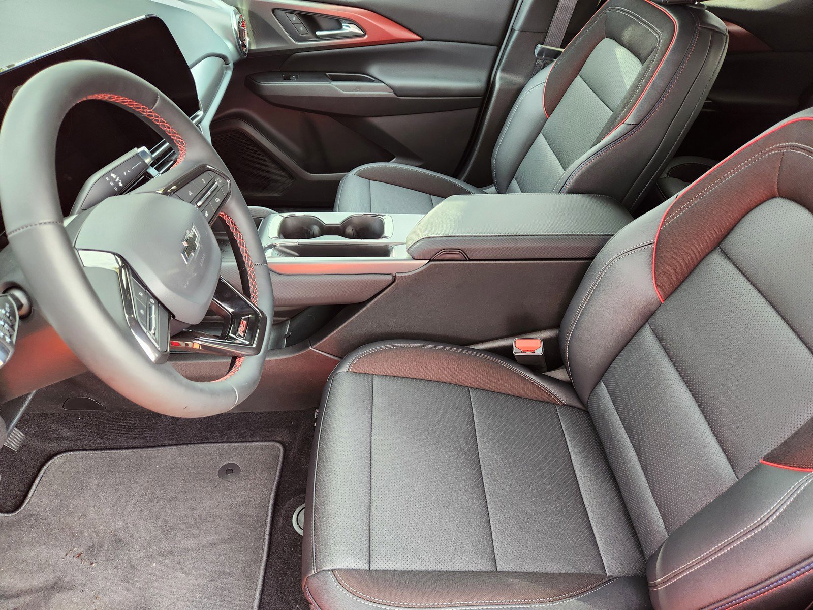 New 2026 Chevrolet Equinox EV RS image 9