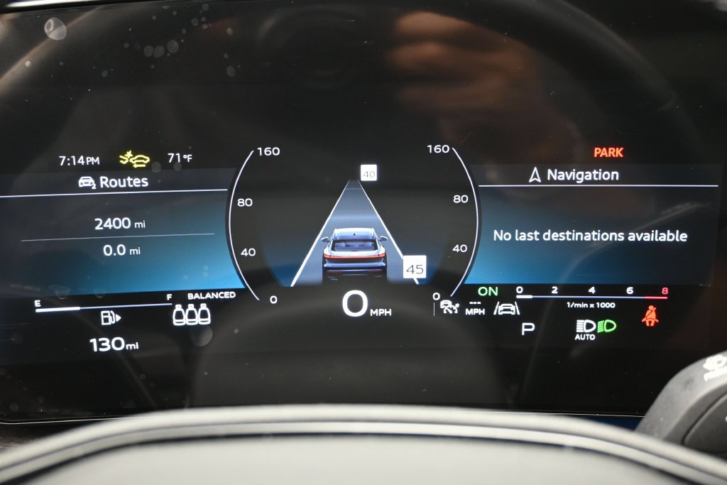 Used 2025 Audi Q5 Premium Plus w/ Premium Plus AWD/4WD image 14