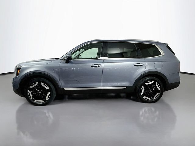 Used 2024 Kia Telluride EX w/ EX Captain's Chair Package AWD/4WD image 4