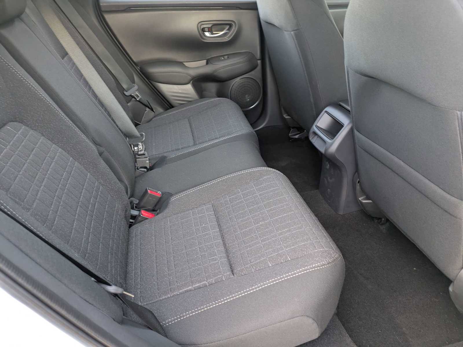 Certified 2025 Honda HR-V LX image 18