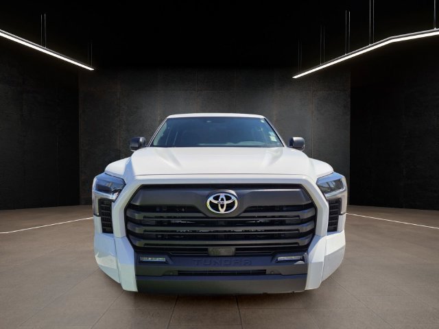 Used 2026 Toyota Tundra SR5 w/ SR5 Convenience Package RWD image 2
